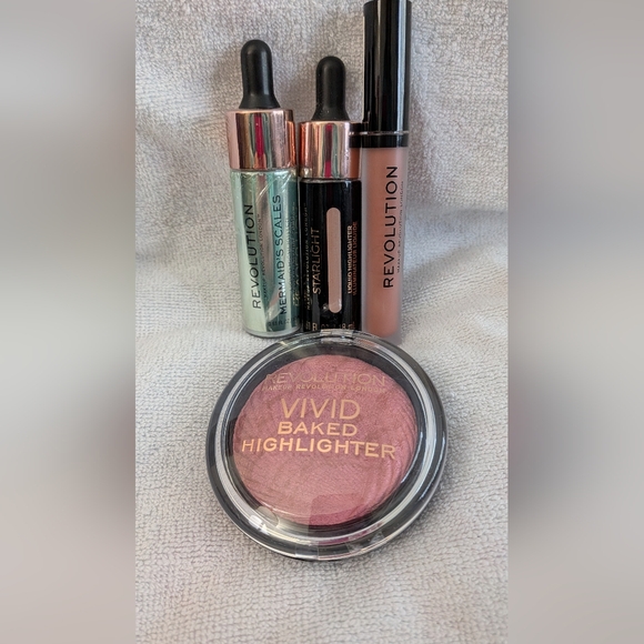 Revolution Other - Revolution Vivid Baked Highlighters and Liquid Lipstick
